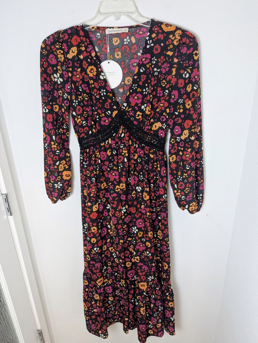 RusttyDustty Black Floral Lace Tiered Ruffle Maxi Dress Sz M Bohemia Long Sleeve